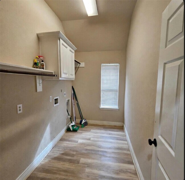 Building Photo - 4622 Gingerwood Crest Ct