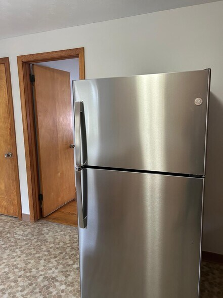 Building Photo - 121 Pinehurst Ave