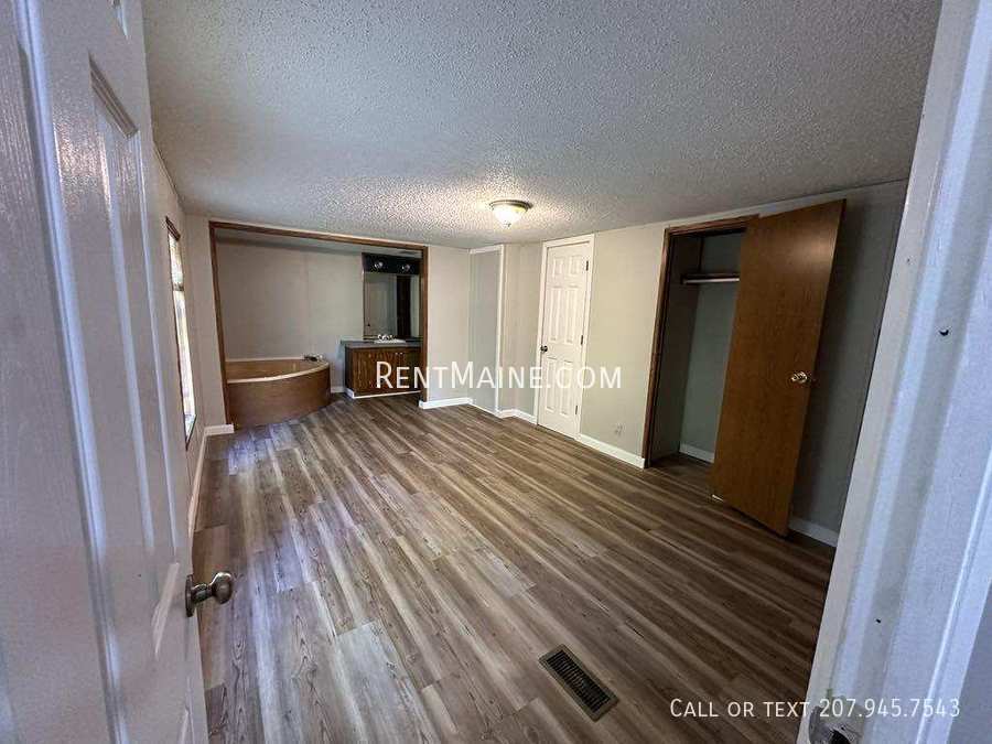 Building Photo - 29 Balsam Ln