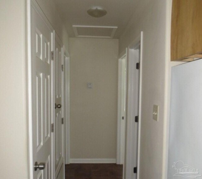 Building Photo - 1507 N 62nd Ave