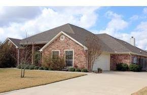 Building Photo - 2112 Kangaroo Trl