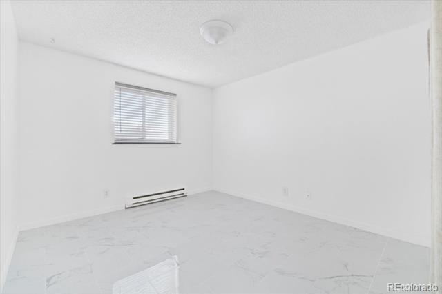 Building Photo - 214 S Ingalls St
