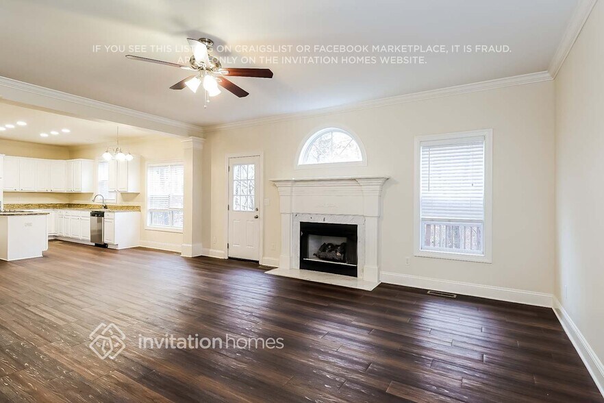 Building Photo - 14004 Ballantyne Meadows Dr