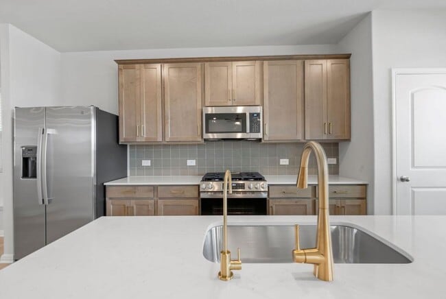 Building Photo - 104 Woodrow Ln