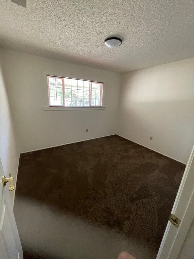 Building Photo - 1309 Cardinal St