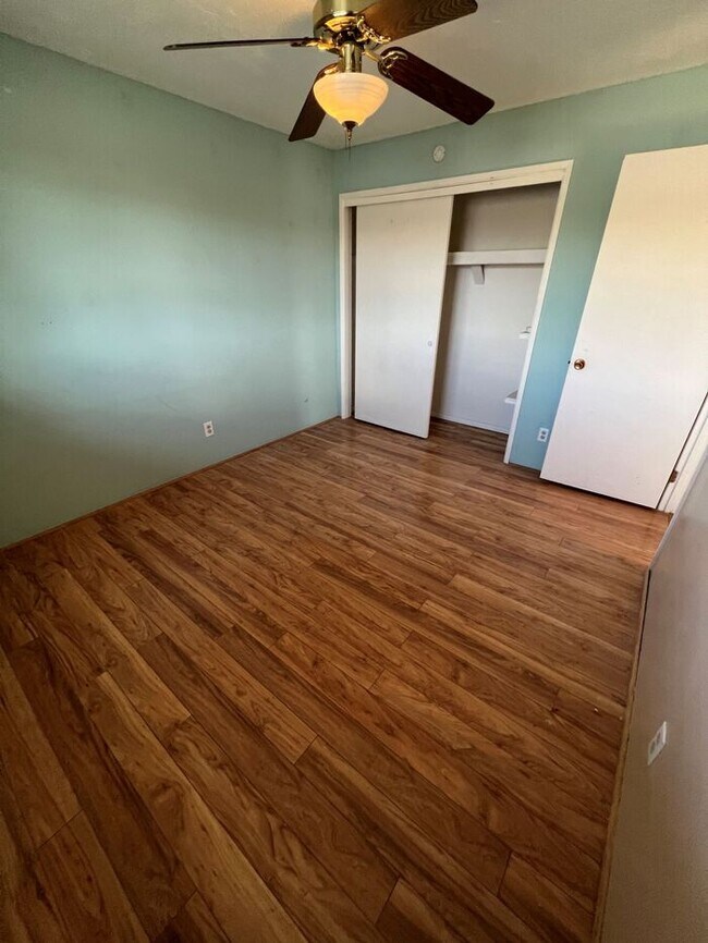 Building Photo - HOUSE FORE RENT