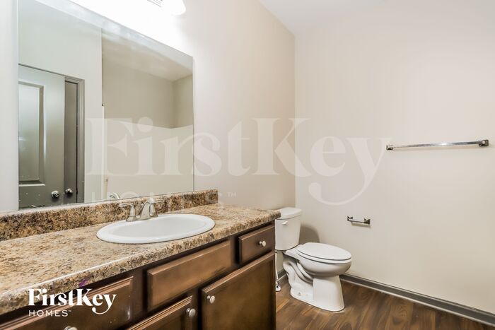 Building Photo - 971 Treymont Way SW