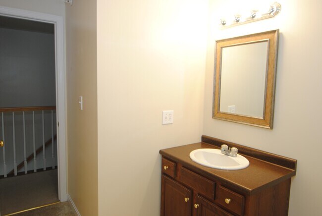 Building Photo - 78 Overlook Cir