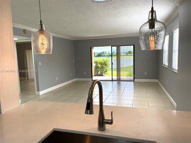 Building Photo - 5200 NW 31st Ave