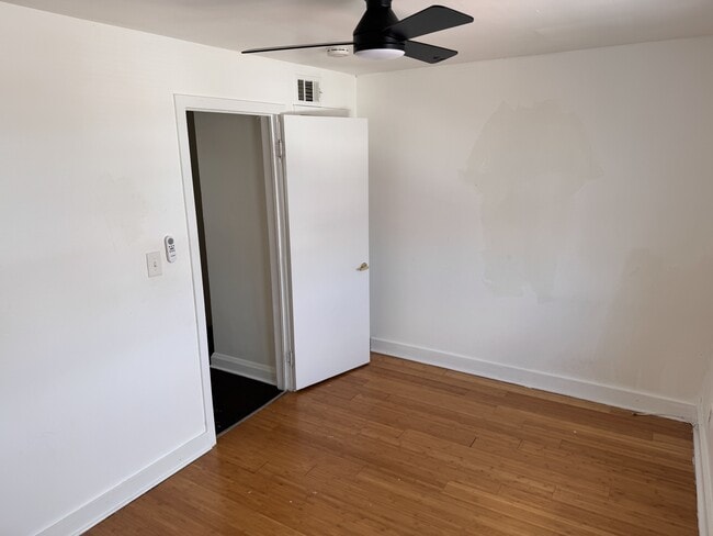 Building Photo - 2019 Harman Ave