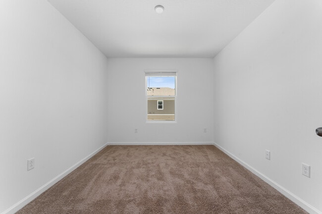 Building Photo - 9839 Walkway Dr