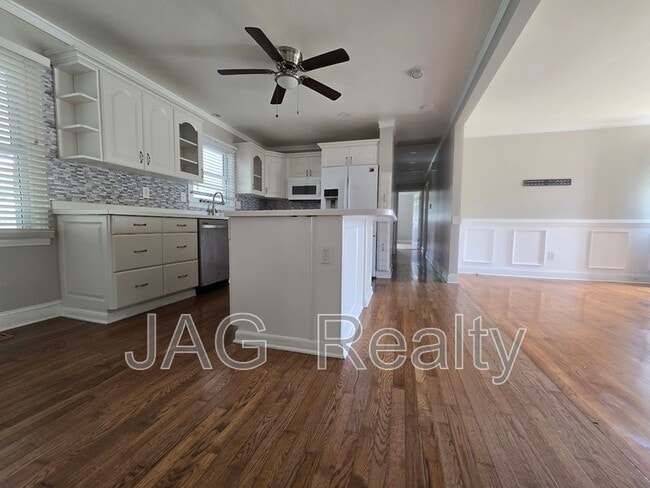 Building Photo - 3117 Smith Farm Rd