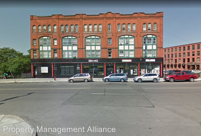 Primary Photo - 315-327 N Salina St