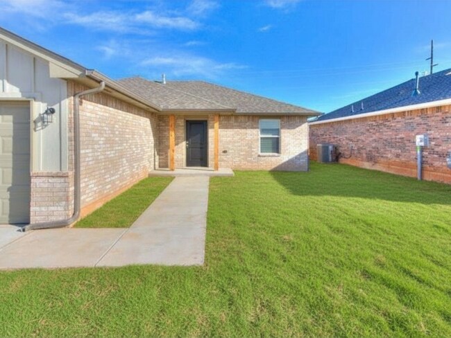 Building Photo - Stunning Brand-New 3-Bedroom Home in Guthrie!