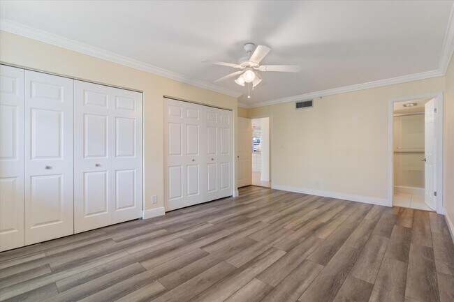 Building Photo - 3300 S Ocean Blvd