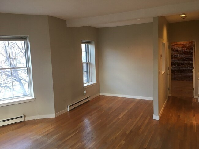 Primary Photo - 150 Chandler St