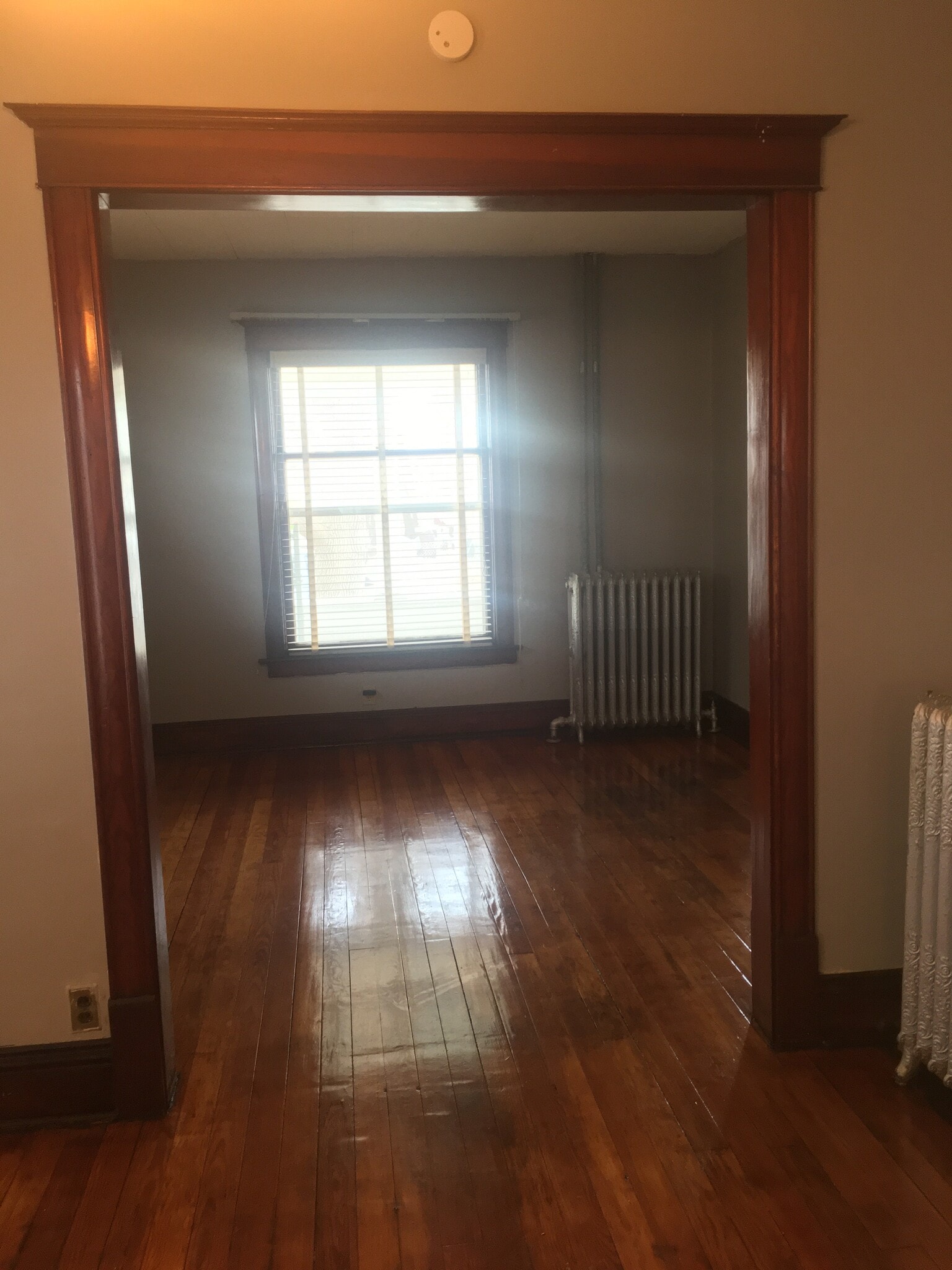 Building Photo - 2516 Wirt St