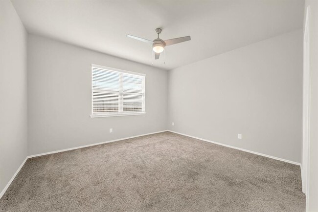 Building Photo - 9244 Inland Leather Ln