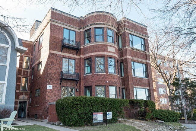 Primary Photo - 534 Sheridan Square