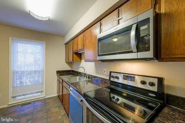 Building Photo - 1831 Tufa Terrace