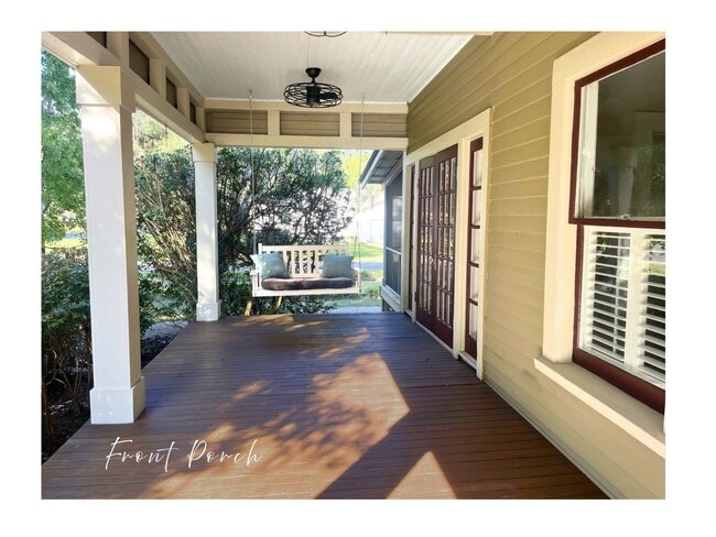 Building Photo - 208 Bartlett St