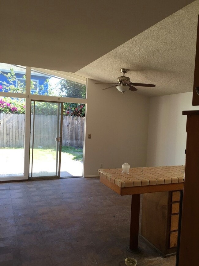 Building Photo - 6835 Trigo Rd