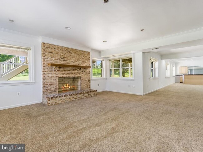 Building Photo - 8951 Brook Rd