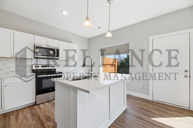 Building Photo - 4515 E 45th St N