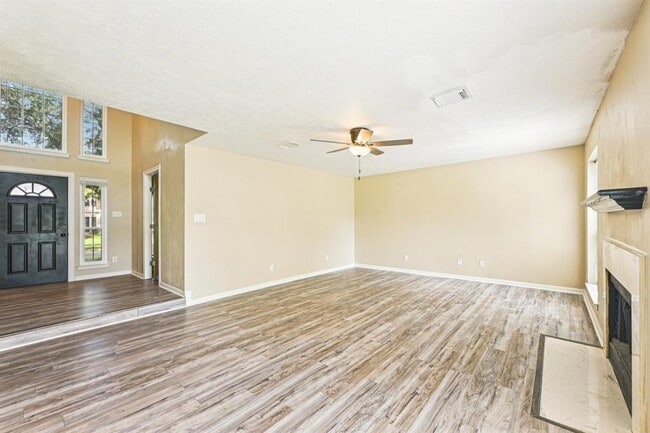 Building Photo - 10410 Springland Ct