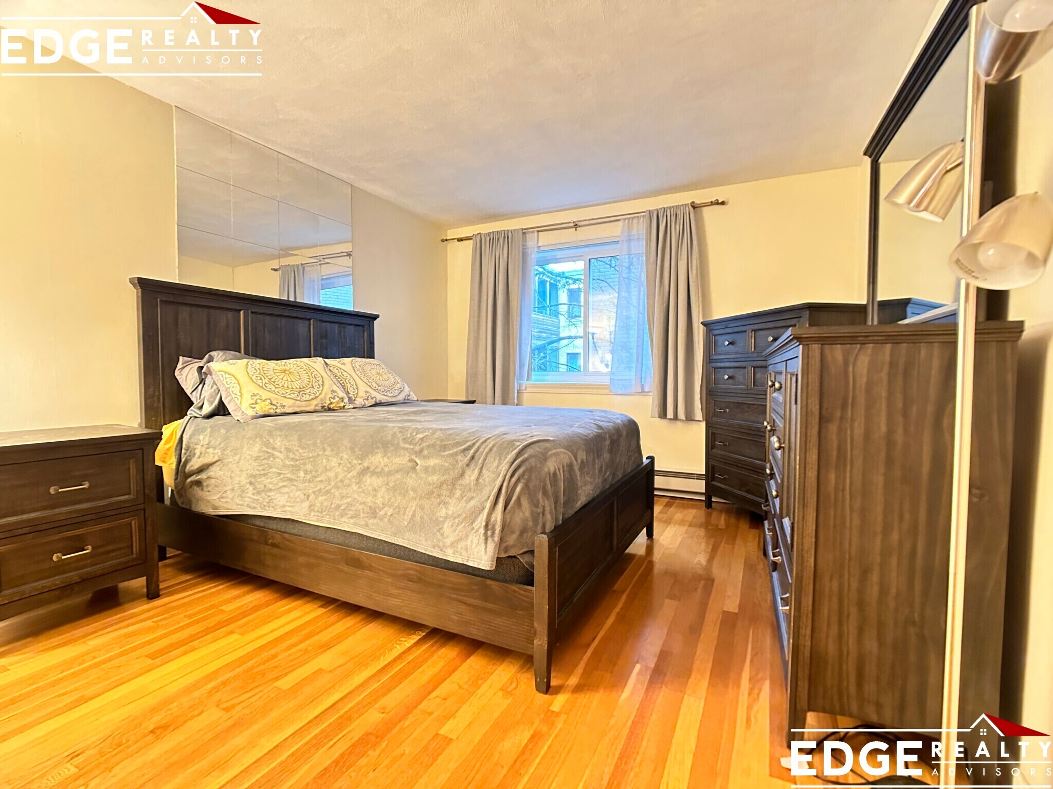 Building Photo - 39 Englewood Ave