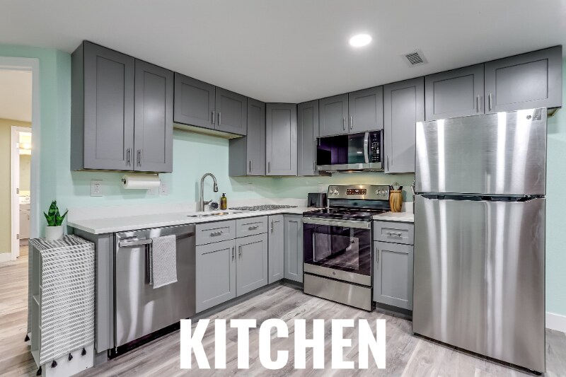 Building Photo - 15054 E Dartmouth Ave