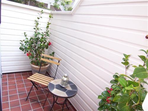 Building Photo - 1755 Filbert Street, Unit 1D