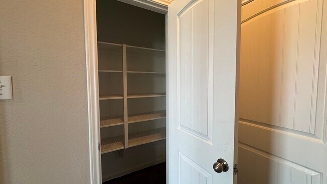 Building Photo - 24634 Bastiani Canvas Ln