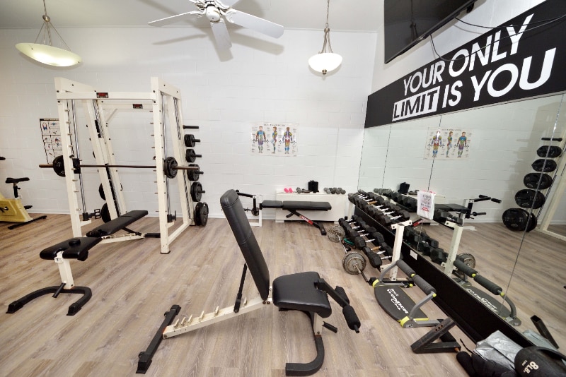 Building Photo - 7447 S South Shore Dr