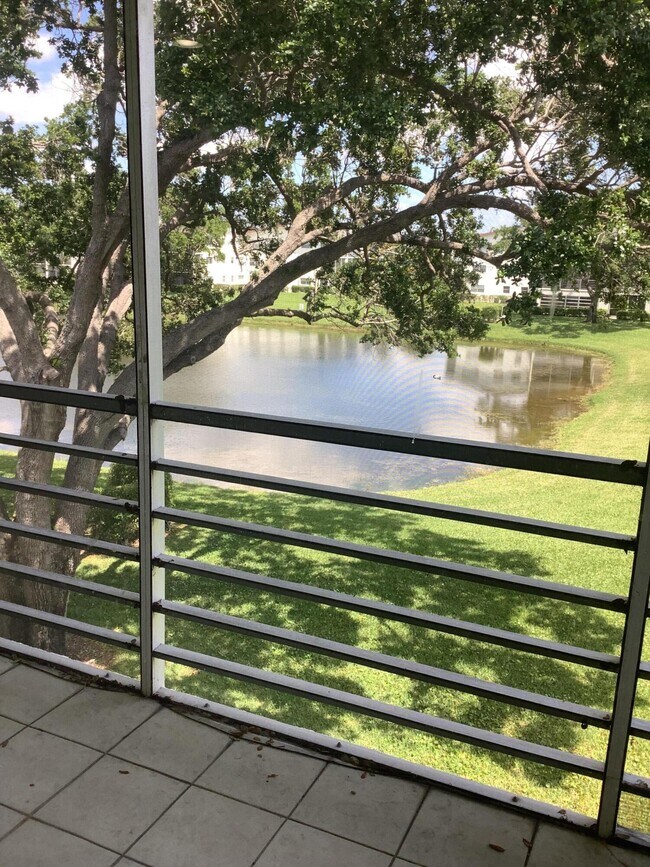 Building Photo - 119 Fanshaw C