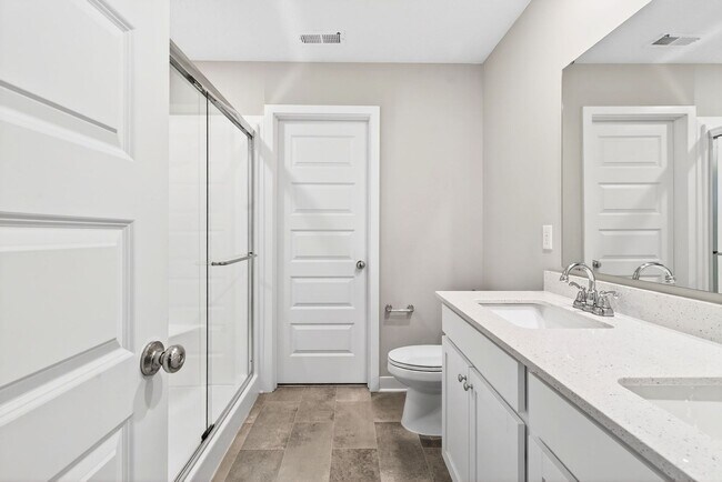 Building Photo - Welcome to this stunning 4-bedroom, 2.5-bathroom home located in the desirable Westfield, IN.