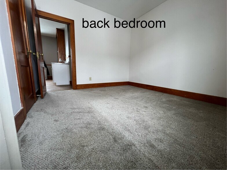 Building Photo - 31 Mathias Ave