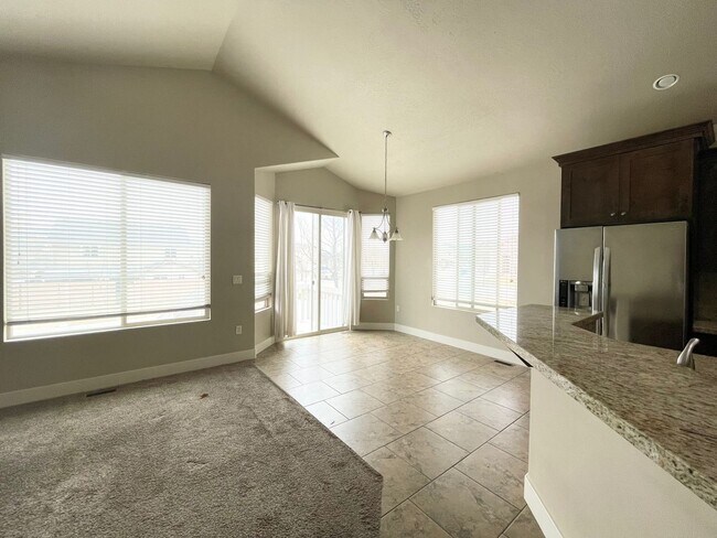 Building Photo - Great Riverton Home Now Available!