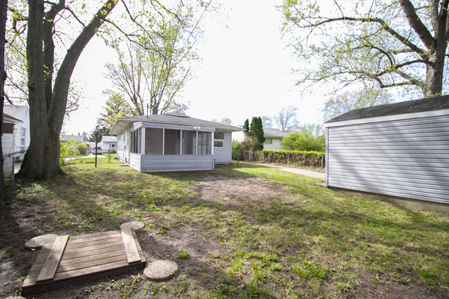 Building Photo - 1421 Pennelwood Dr
