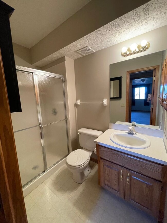 Building Photo - 17116 I St