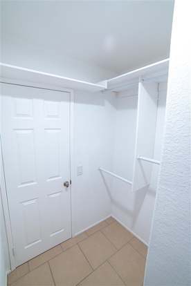 Building Photo - 424 Tava Ln