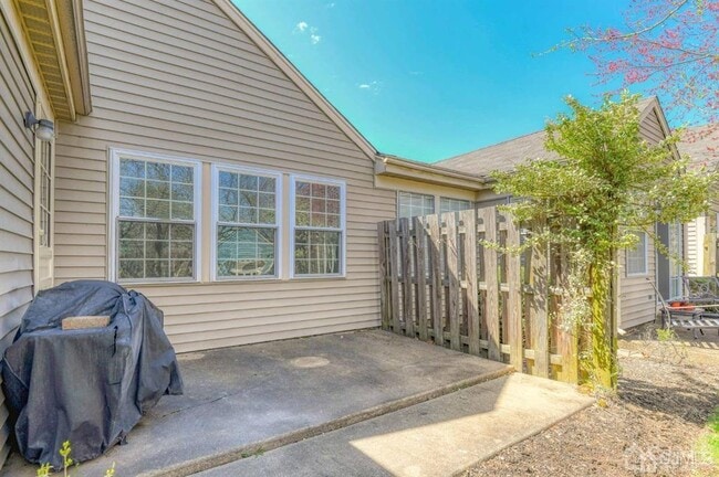Building Photo - 137 Concordia Cir
