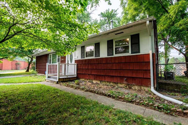 Building Photo - 778 Harley Dr