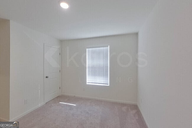 Building Photo - 109 Flat Rock Ml Trl