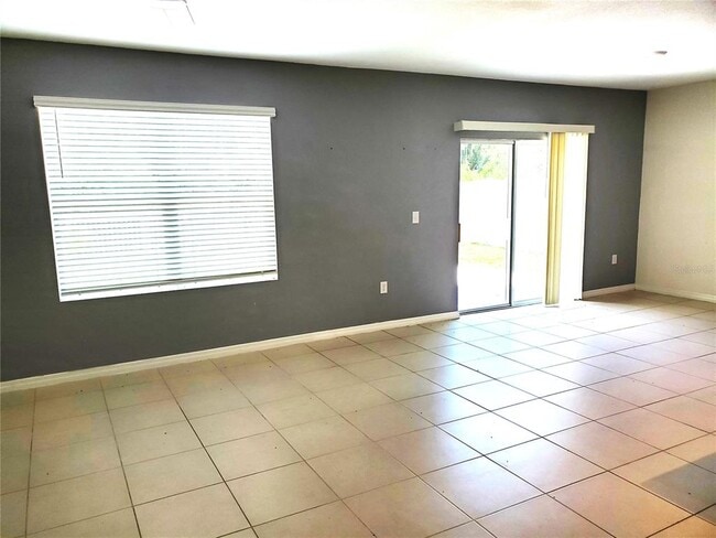 Building Photo - 32871 Brooks Hawk Ln