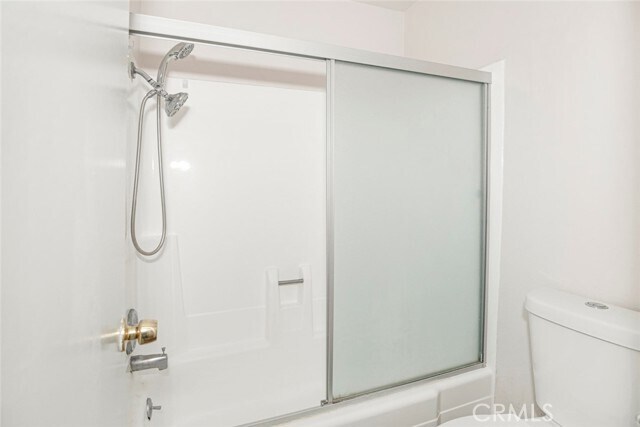 Building Photo - 365 Burchett St