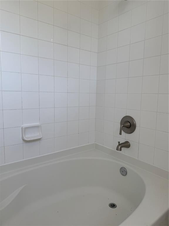 Building Photo - 5721 Bentgrass Dr