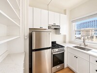 Building Photo - 929 O'Farrell St