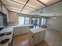 Building Photo - 1209 Keystone Ln