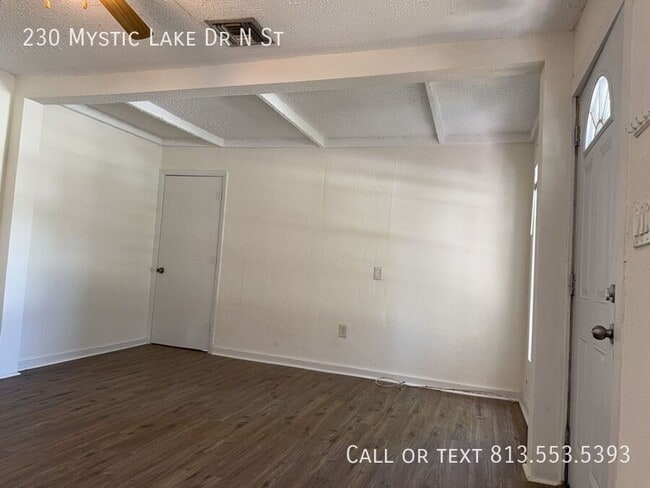 Building Photo - 230 Mystic Lake Dr N
